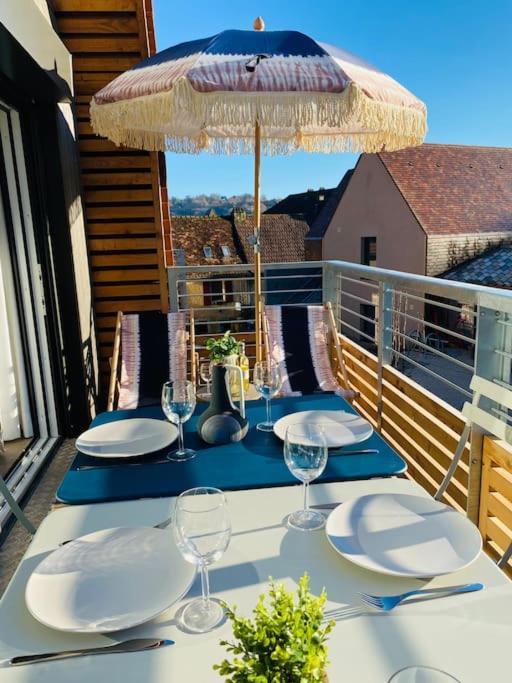 Appartement Proche Centre Historique Avec Parking Sarlat-la-Canéda Eksteriør billede